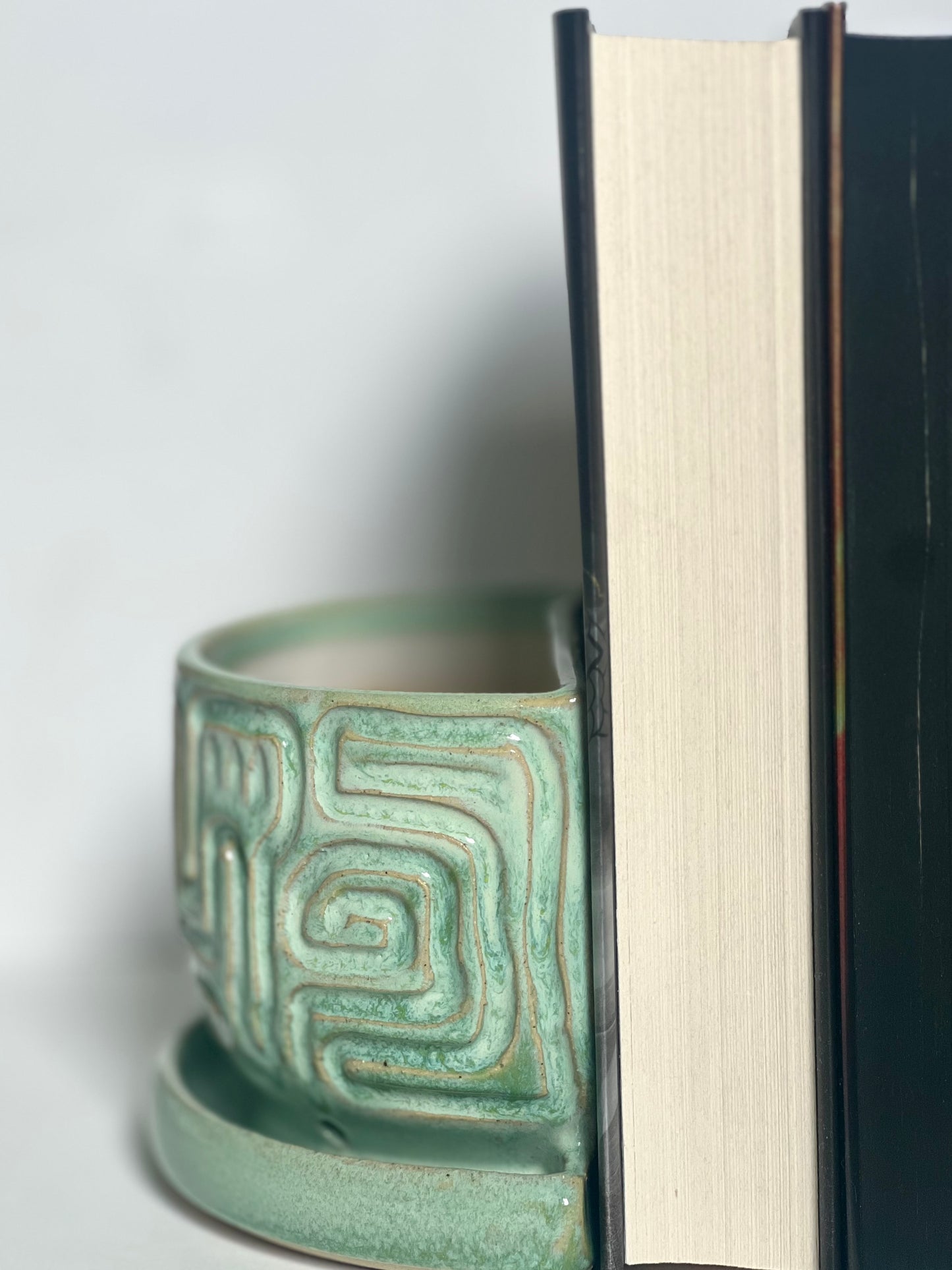 ‘Bookworm’ Planter Bookends Set