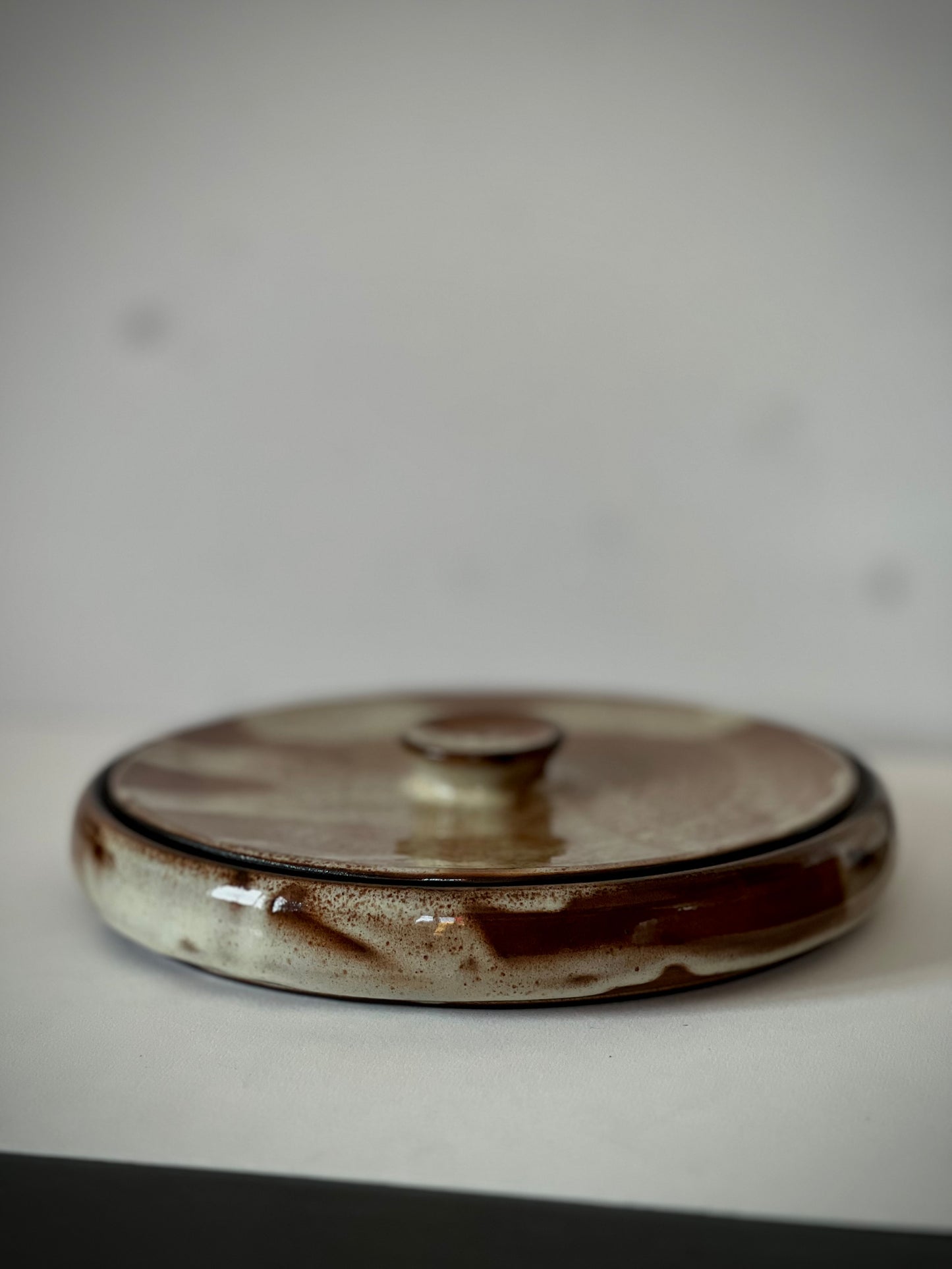 Dark Roast Serving Dish with Lid