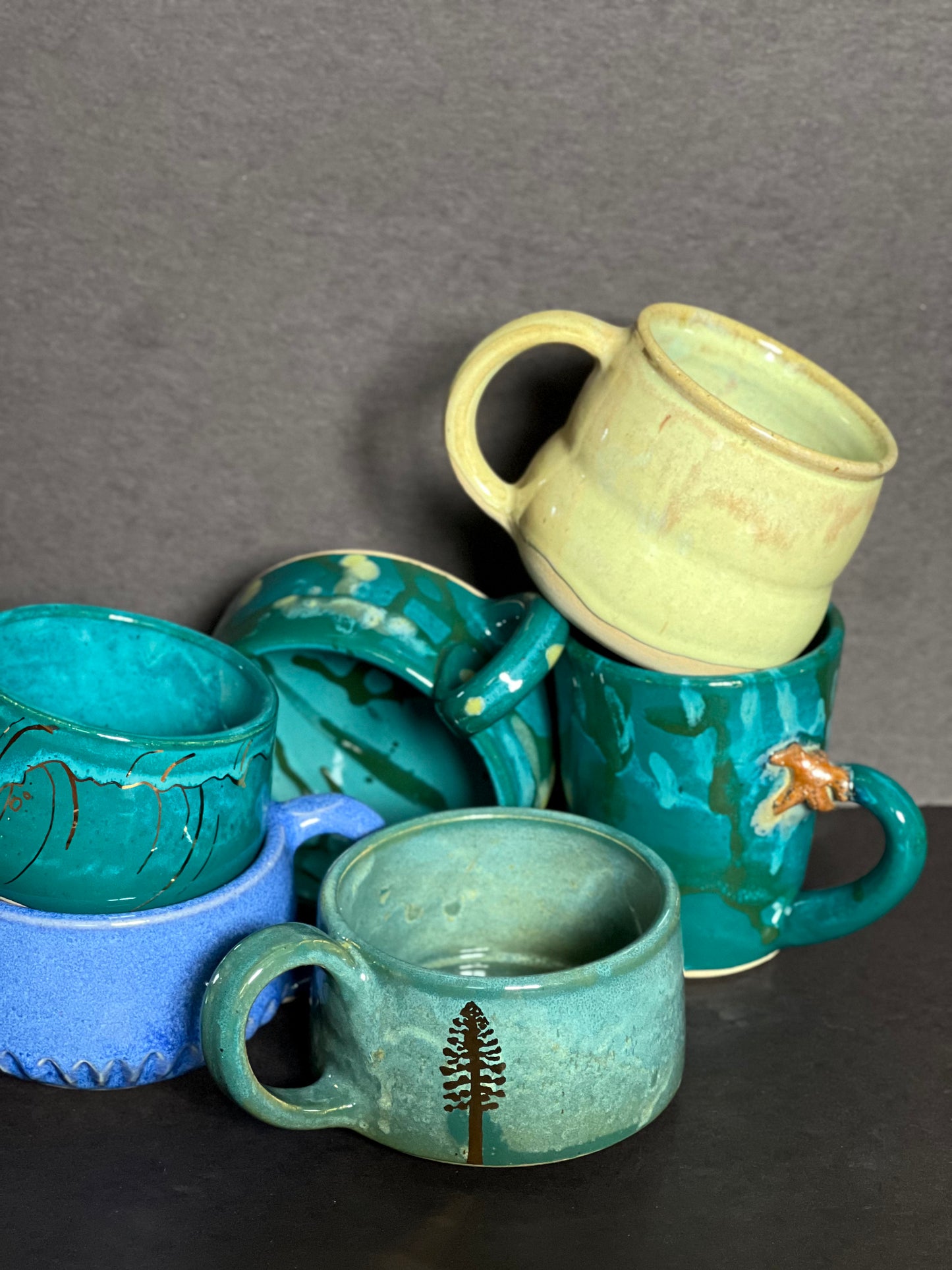 Mugs ✨The Mediums✨
